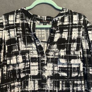 Cocomo Pintuck Popover Top Roll Tab Stretchy Plus Size 2X‎ Black White Career